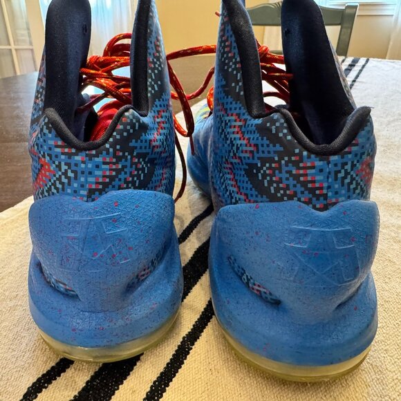 Nike KD 5 Christmas Basketball Shoe Zoom SZ 13 554988-401 KEVIN DURANT NERF 2012 - Picture 9 of 10